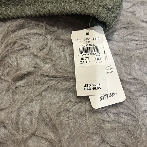 NWT aerie scoop upf 50 olive green shimmer ribbed swimsuit top size xs - Picture 3 of 5